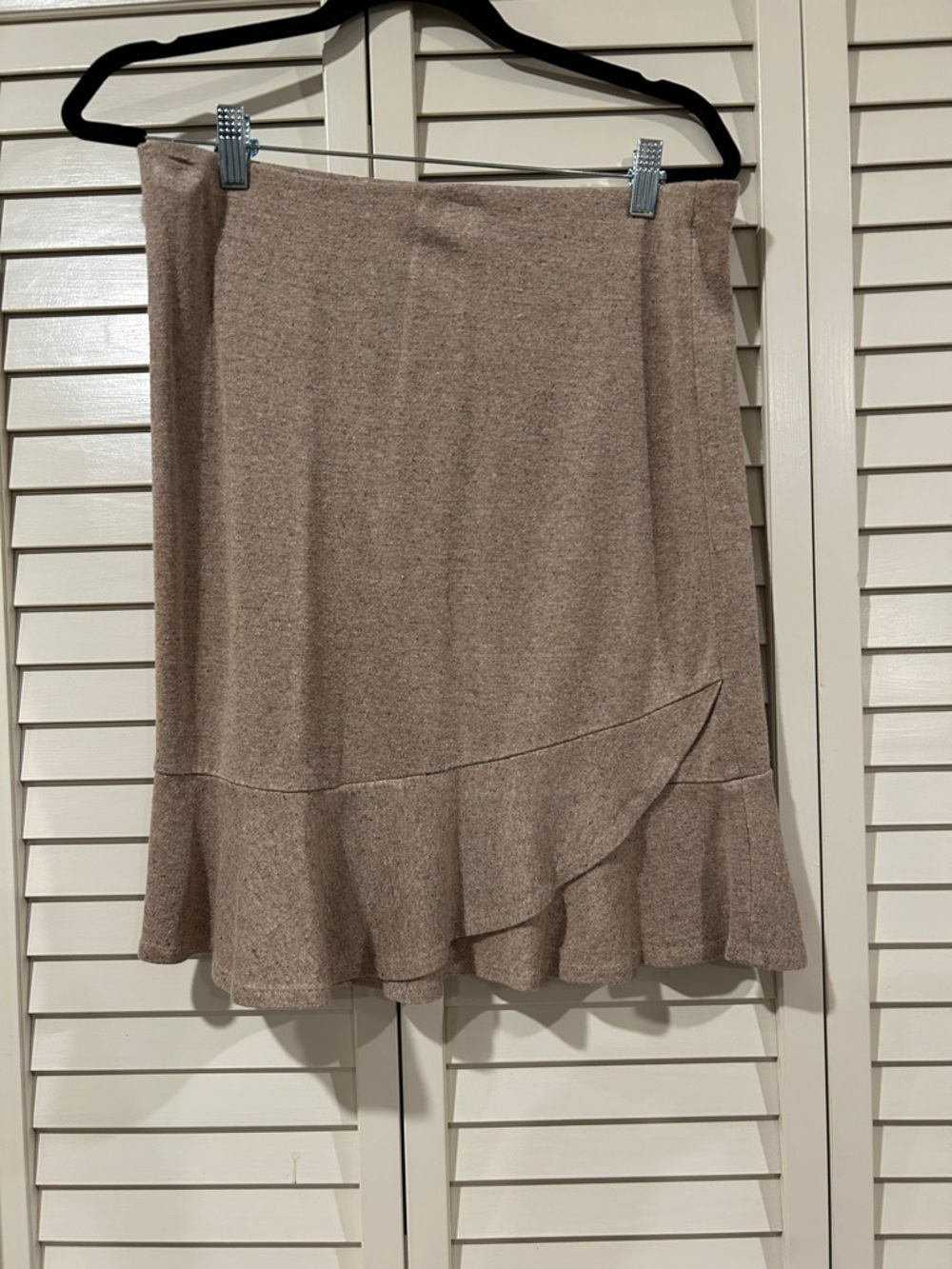 Express Taupe Knit A-Line Skirt with Ruffle Hem Size S